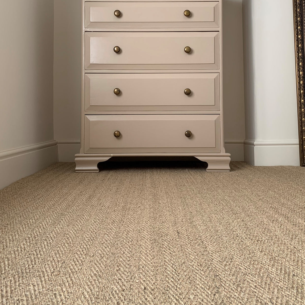 Sisal Herringbone Carpet in Ore, room view