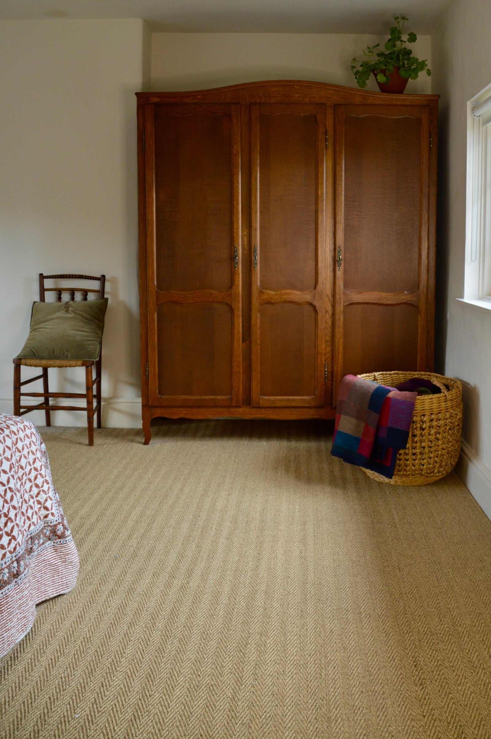 6 Important Pros and Cons of Sisal Carpet